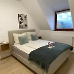 Oazis Apartmanhaz Apartment