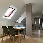 Oazis Apartmanhaz *