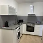 Oazis Apartmanhaz * Fertoszentmiklos