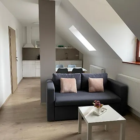아파트 Oazis Apartmanhaz Fertoszentmiklos