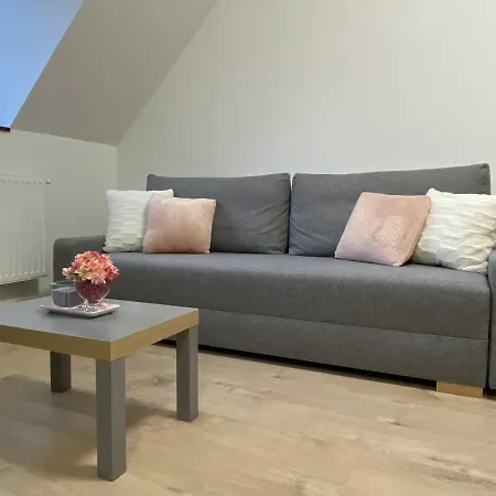 Oazis Apartmanhaz * Fertoszentmiklos