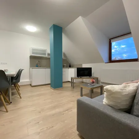 Oazis Apartmanhaz 아파트 Fertoszentmiklos