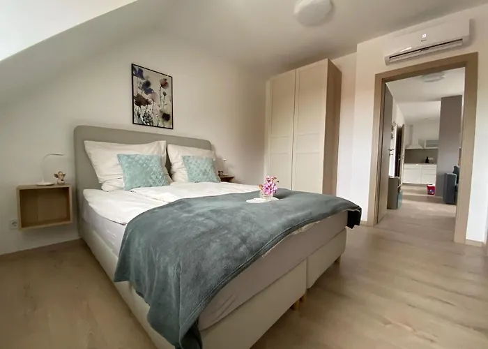 Oázis Apartmanház Fertoszentmiklos