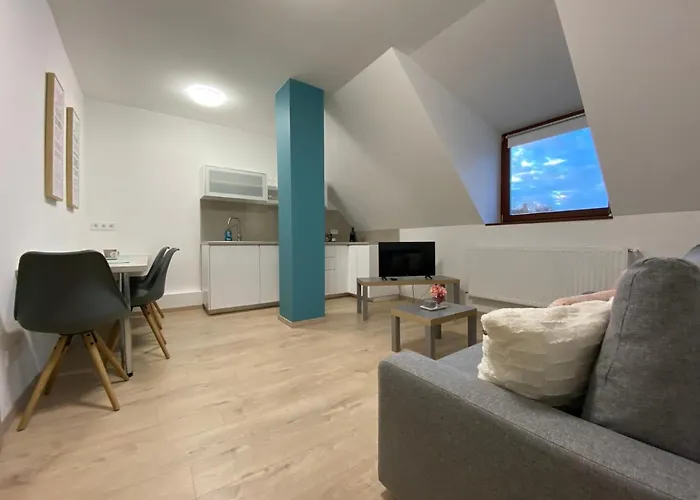 Oázis Apartmanház Apartamento Fertoszentmiklos